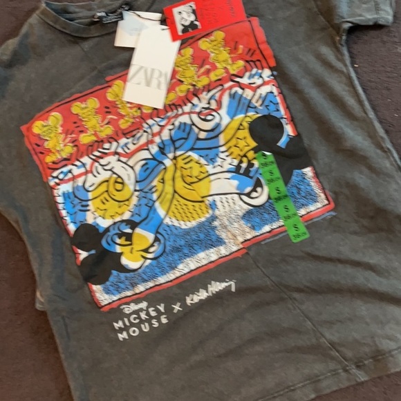 ZARA TEE 🫘🎁🫘DISNEY🫘🎁 - Picture 2 of 13
